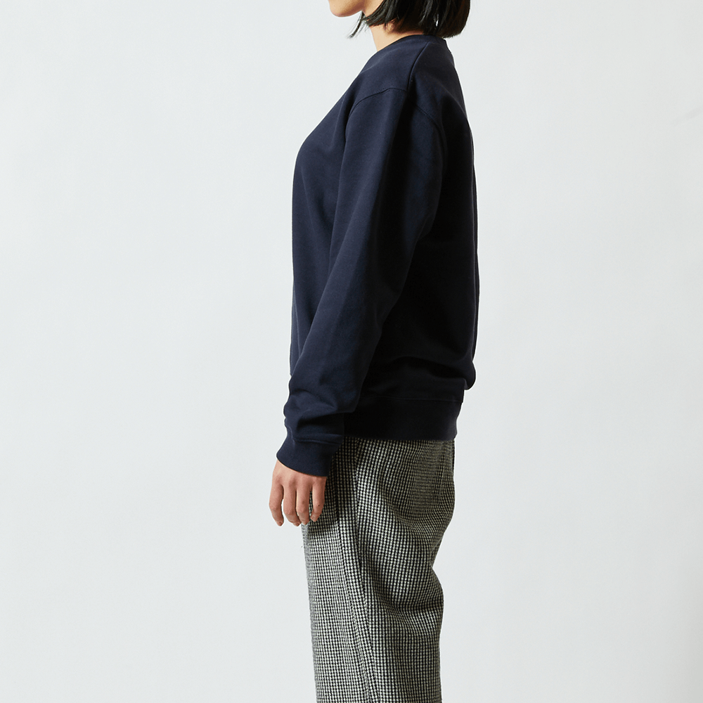 クールネック スウェット 女性モデル 160cm