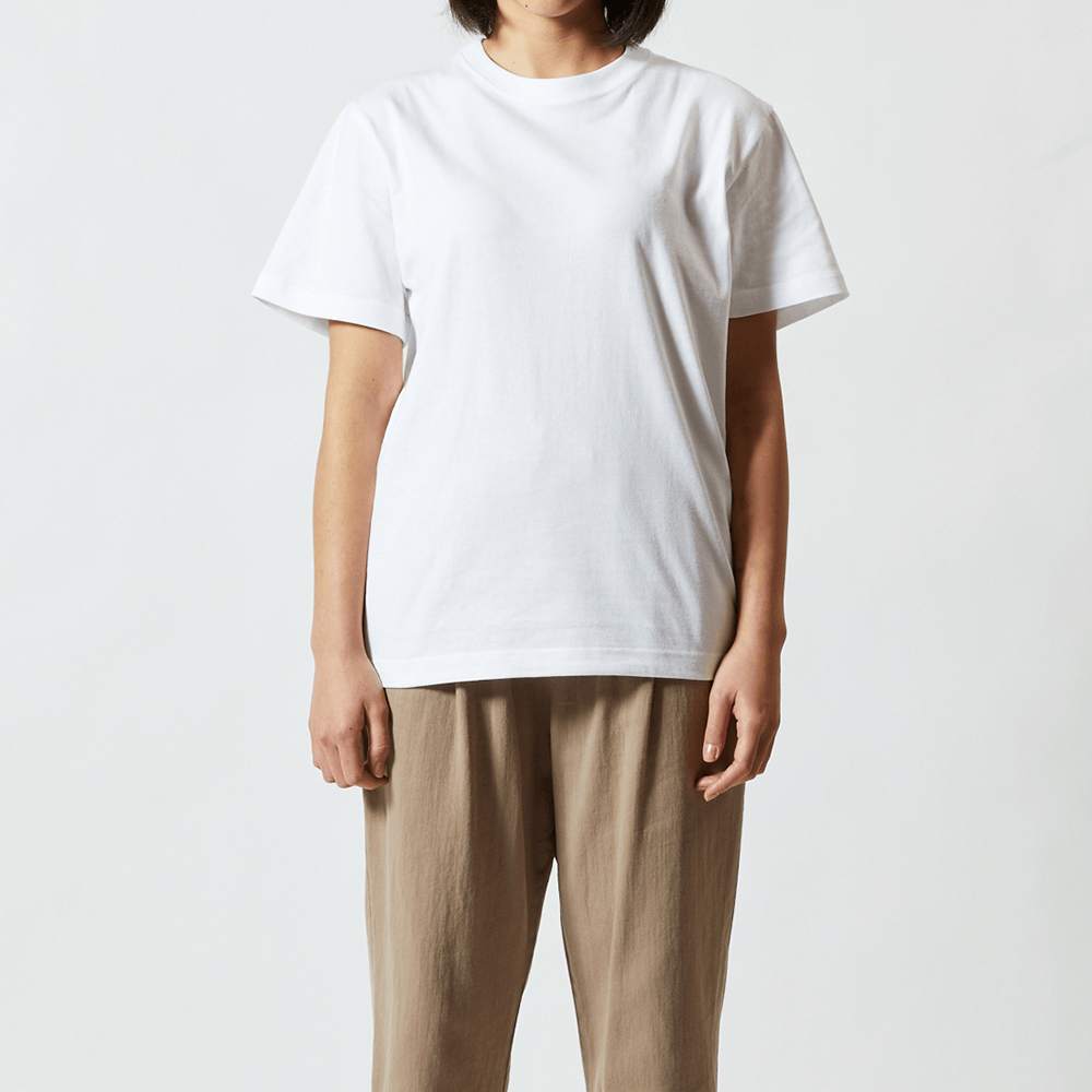 Tシャツ 女性モデル 160cm