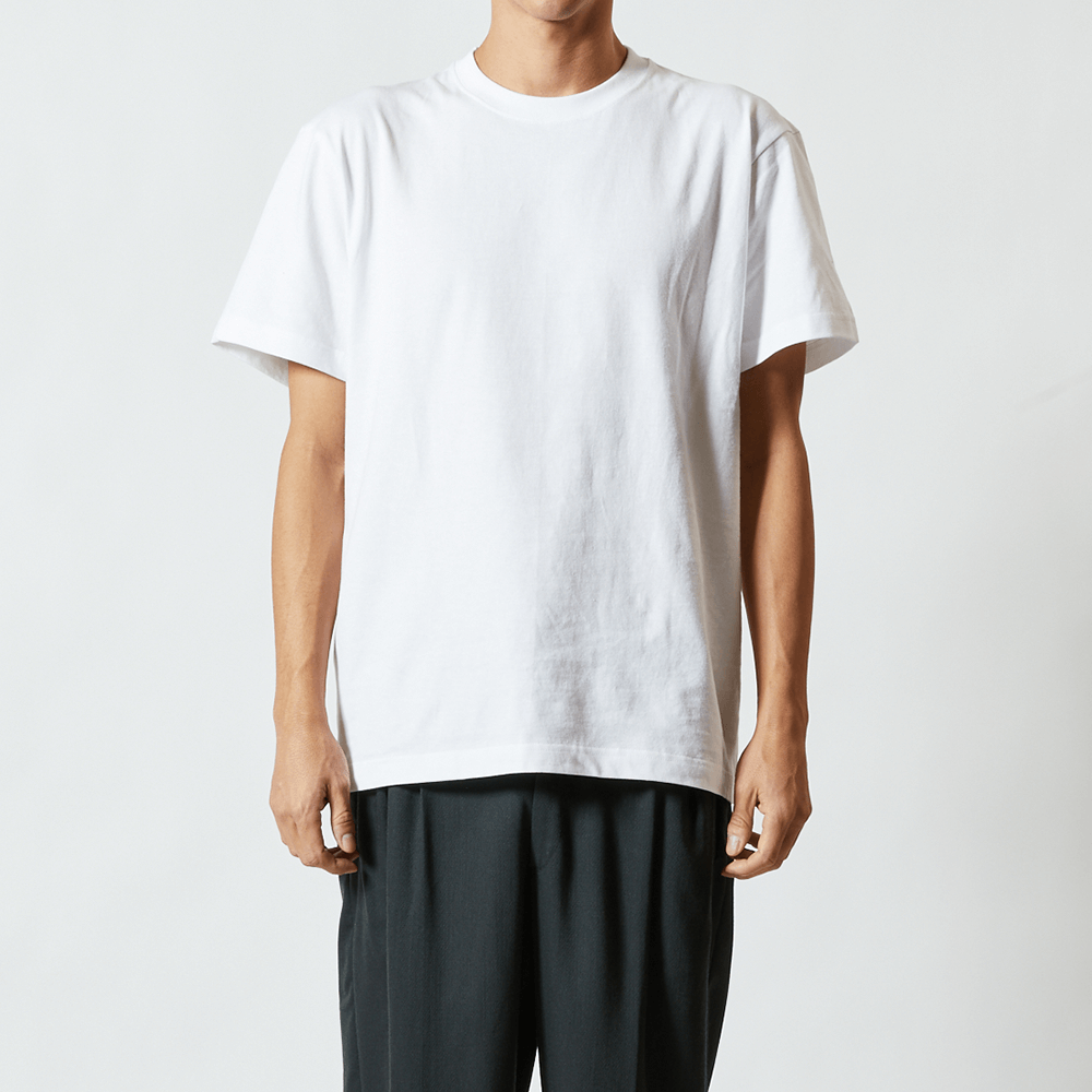 Tシャツ 男性モデル 182cm