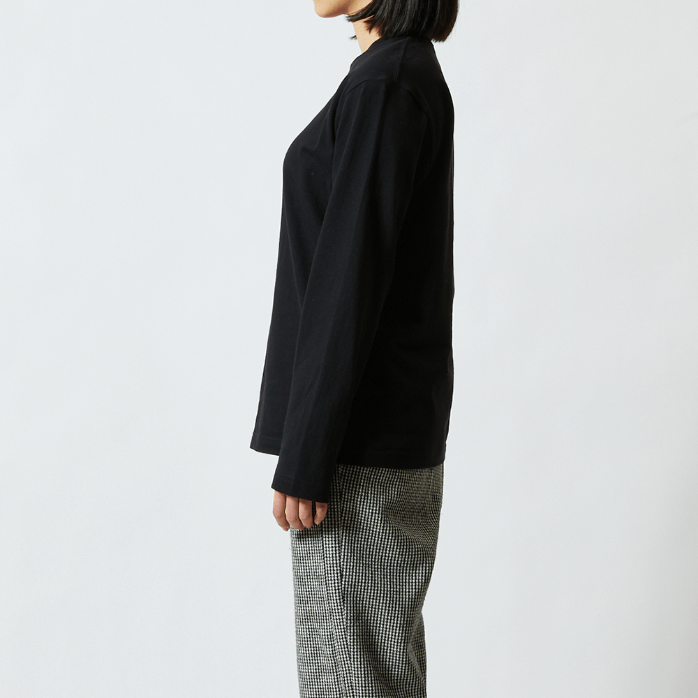 長袖Tシャツ 女性モデル 160cm